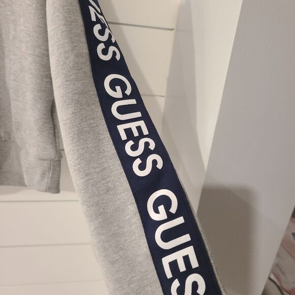 Guess Women's Gray Hoodie Sweatershirt Crop - Picture 3 of 6